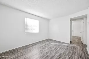 436 W Clark St, Mesa, AZ 85201 - Photo 3