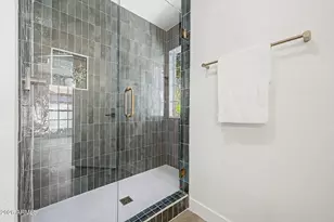 601 E Wescott Dr, Phoenix, AZ 85024 - Photo 25