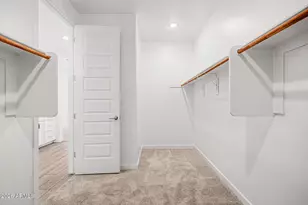 670 S Owl Dr, Gilbert, AZ 85296 - Photo 35
