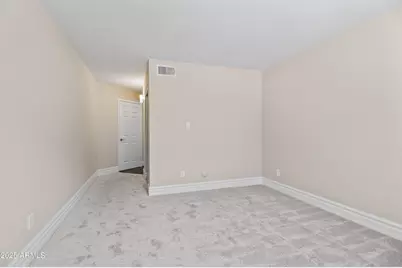 3825 E Camelback Road #Unit 114, Phoenix, AZ 85018 - Photo 11