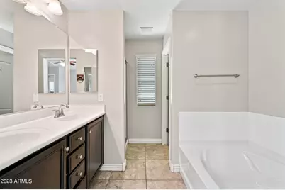 2209 E Hazeltine Way, Gilbert, AZ 85298 - Photo 17