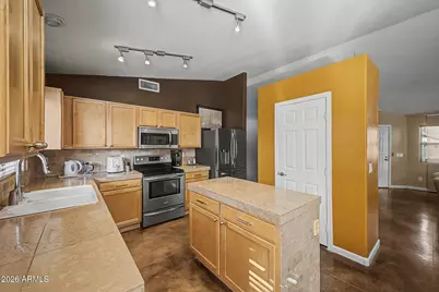 2253 E Heston Drive, Phoenix, AZ 85024 - Photo 11