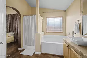 2253 E Heston Dr, Phoenix, AZ 85024 - Photo 17