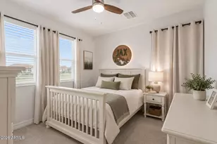 17190 W Gracemont St, Surprise, AZ 85388 - Photo 11