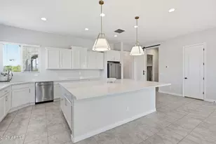 10631 E Thatcher Ave, Mesa, AZ 85212 - Photo 11