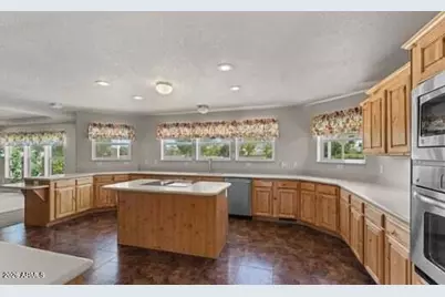 15181 W Sunshine Lane, Kirkland, AZ 86332 - Photo 11