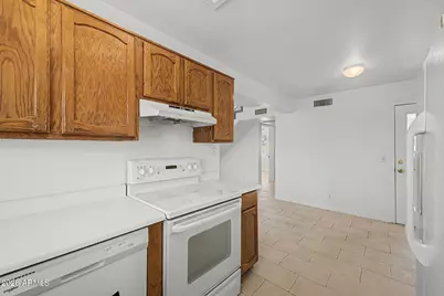 822 W Bradford Drive, Gilbert, AZ 85233 - Photo 7