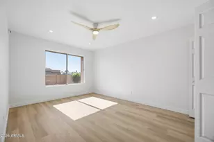 8011 N 49th Ave, Glendale, AZ 85302 - Photo 13