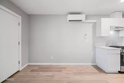 3025 N 32nd Street #Apt 54, Phoenix, AZ 85018 - Photo 5