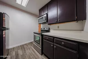 5525 E Thomas Rd, Phoenix, AZ 85018 - Photo 11