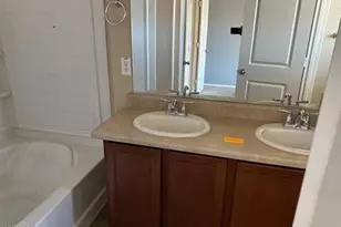 2114 N 77th Ln, Phoenix, AZ 85035 - Photo 11