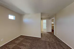 17472 W Watson Ln, Surprise, AZ 85388 - Photo 7