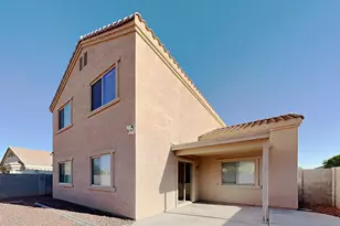 17472 W Watson Ln, Surprise, AZ 85388 - Photo 15