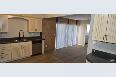 2301 W Waltann Lane, Phoenix, AZ 85023 - Photo 9
