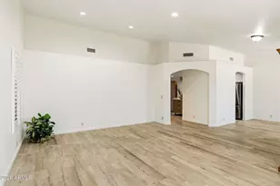 24821 N 41st Ave, Glendale, AZ 85310 - Photo 7