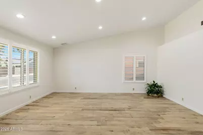 24821 N 41st Avenue, Glendale, AZ 85310 - Photo 9