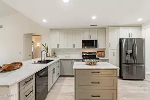 24821 N 41st Ave, Glendale, AZ 85310 - Photo 19