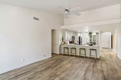 24821 N 41st Avenue, Glendale, AZ 85310 - Photo 13