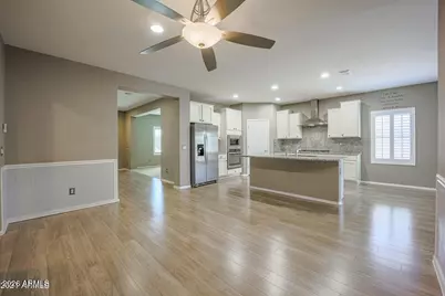 17576 W Bajada Road, Surprise, AZ 85387 - Photo 5
