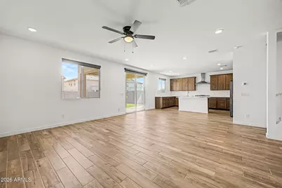 17057 W Molly Lane, Surprise, AZ 85387 - Photo 13