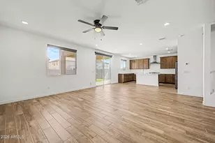 17057 W Molly Ln, Surprise, AZ 85387 - Photo 13
