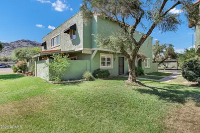 10208 N 8th Place #B, Phoenix, AZ 85020 - Photo 1
