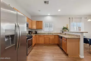 2012 N 23rd St, Phoenix, AZ 85006 - Photo 9