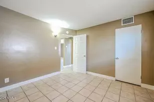 11207 W Oregon Ave, Youngtown, AZ 85363 - Photo 7