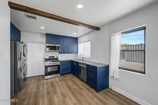 3608 N 13th Ave, Phoenix, AZ 85013 - Photo 9