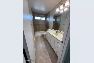4455 W Yorkshire Drive, Glendale, AZ 85308 - Photo 7