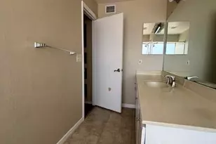 4455 W Yorkshire Dr, Glendale, AZ 85308 - Photo 11