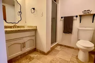 908 W Flynn Ln, Phoenix, AZ 85013 - Photo 11