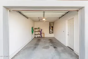 7401 W Arrowhead Clubhouse Dr, Glendale, AZ 85308 - Photo 29