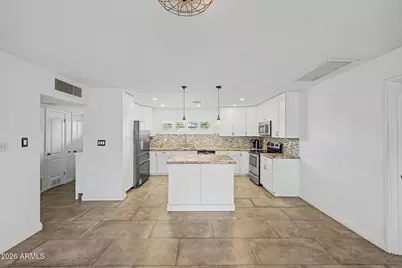5835 N 16th Place, Phoenix, AZ 85016 - Photo 13