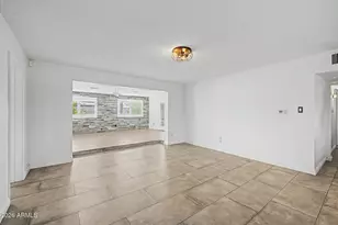 5835 N 16th Pl, Phoenix, AZ 85016 - Photo 11