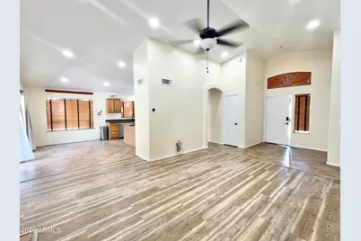 8565 W Denton Lane, Glendale, AZ 85305 - Photo 15
