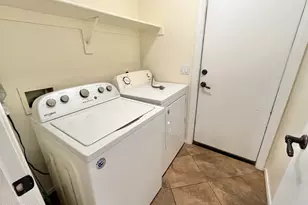 8565 W Denton Ln, Glendale, AZ 85305 - Photo 23