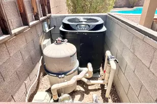8565 W Denton Ln, Glendale, AZ 85305 - Photo 29
