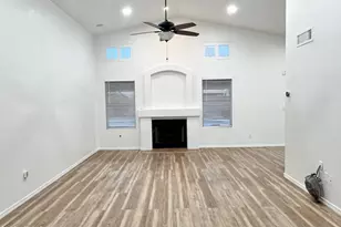 8565 W Denton Ln, Glendale, AZ 85305 - Photo 15