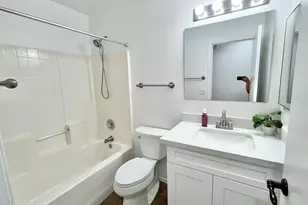 8565 W Denton Ln, Glendale, AZ 85305 - Photo 17