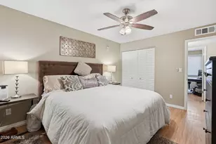 8457 E Chaparral Rd, Scottsdale, AZ 85250 - Photo 15