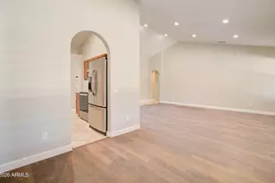 4509 E Pearce Rd, Phoenix, AZ 85044 - Photo 11