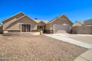 4509 E Pearce Rd, Phoenix, AZ 85044 - Photo 3