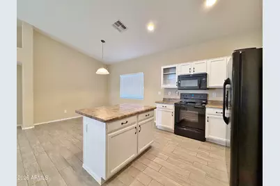 1745 E Desert Breeze Place, Casa Grande, AZ 85122 - Photo 13