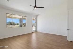 654 E Paint Your Wagon Trail, Phoenix, AZ 85085 - Photo 13
