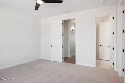 654 E Paint Your Wagon Trail, Phoenix, AZ 85085 - Photo 25