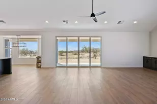 654 E Paint Your Wagon Trail, Phoenix, AZ 85085 - Photo 3