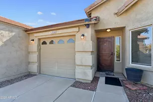 2220 E Clubhouse Dr, Phoenix, AZ 85048 - Photo 1
