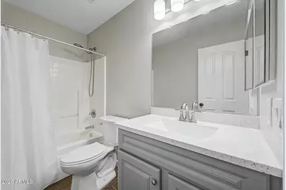 10993 W Loma Lane, Peoria, AZ 85345 - Photo 17