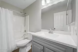 10993 W Loma Ln, Peoria, AZ 85345 - Photo 17